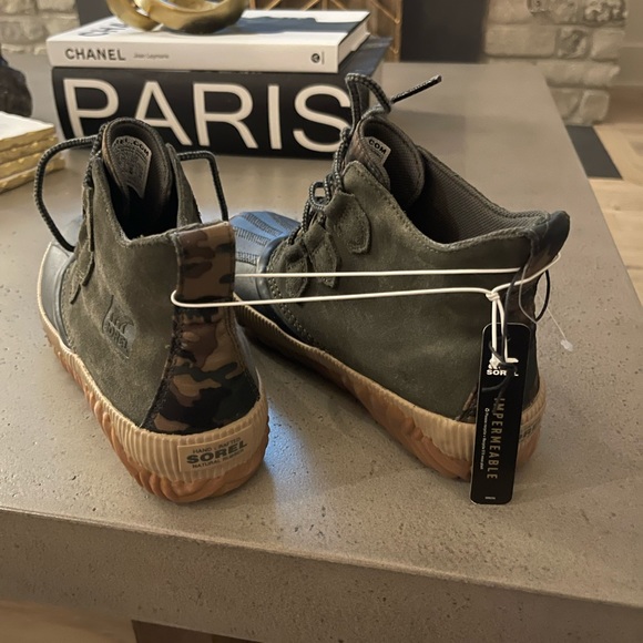 Sorel camo boots - Picture 2 of 4